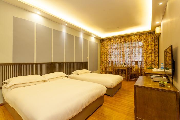 Starway Flower Hotel Chengdu Room photo